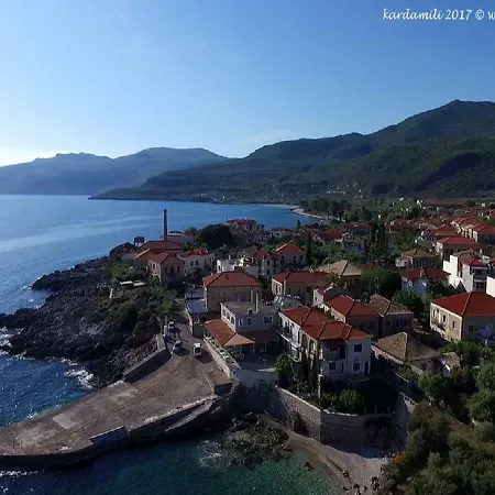 House Close To The Sea In • Messinia 카르다밀리