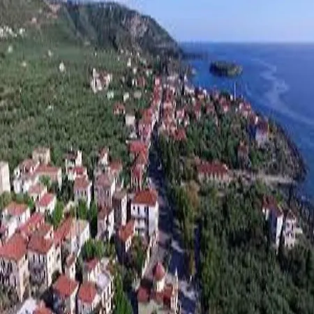 House Close To The Sea In • Messinia 펜션